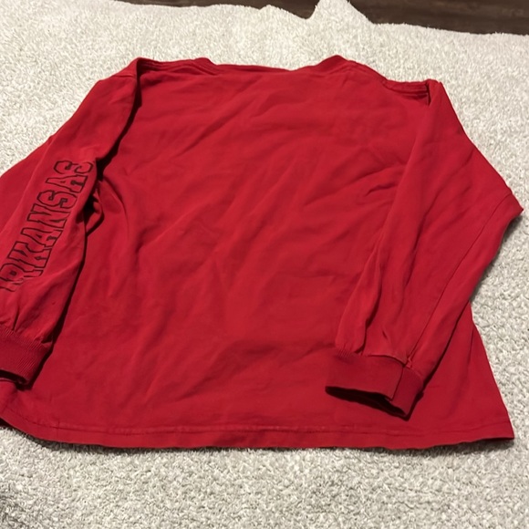 Arkansas Razorbacks Boys Shirt Long Sleeve size 6/7 but fits more like a size 5 - Picture 5 of 5